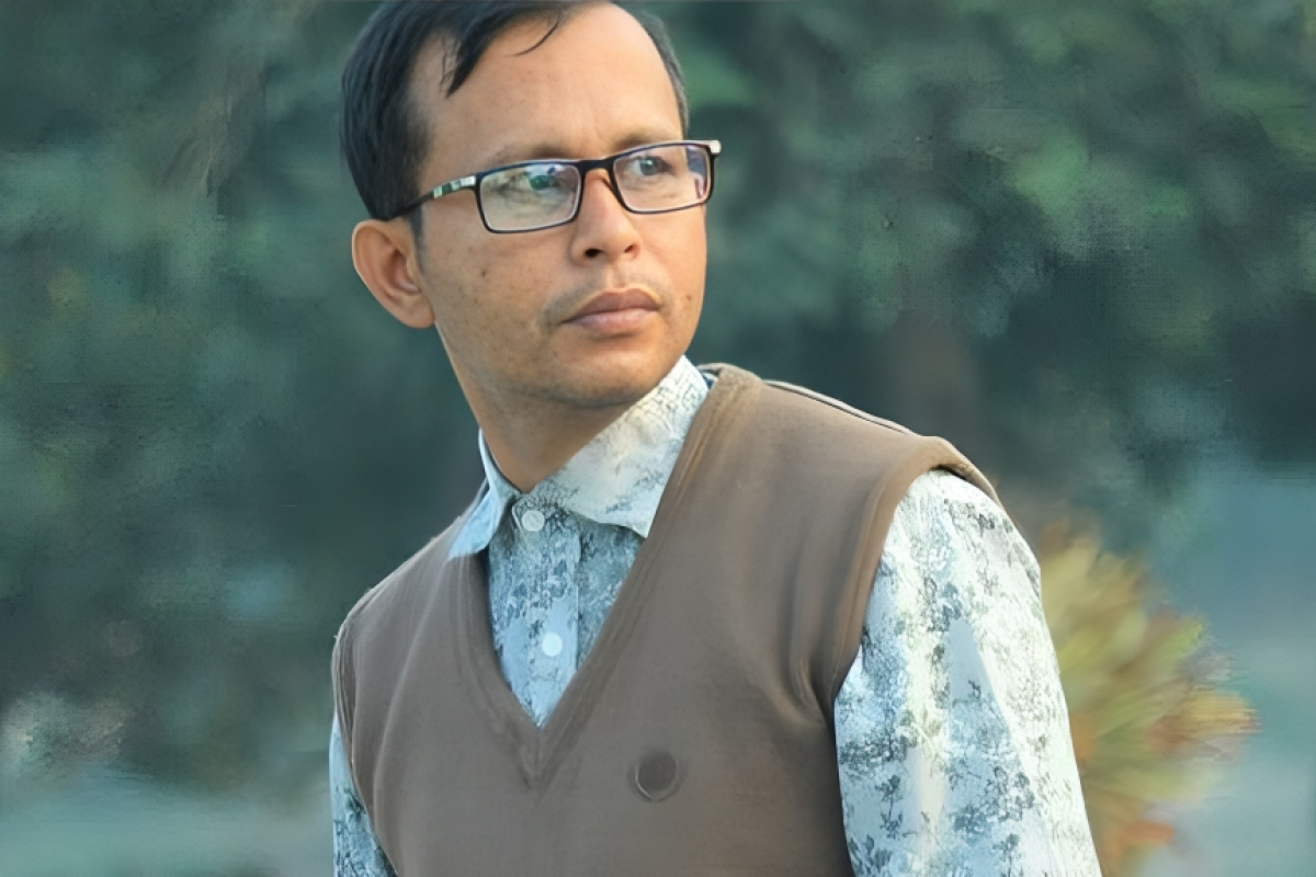 Office Assistant Liton Accused of Refusing Applications Without Bribes in Nilphamari