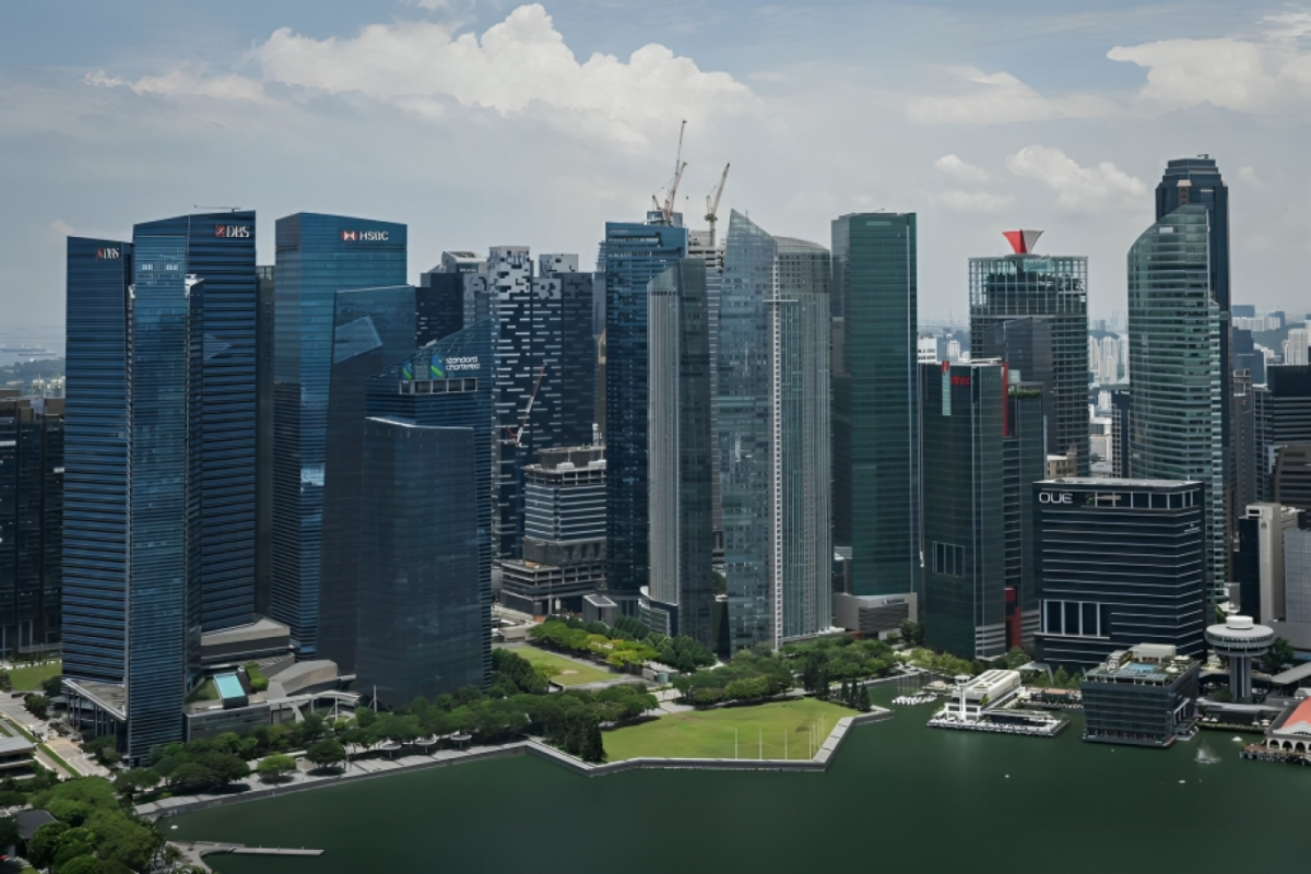 Singapore Raises 2025 Growth Forecast but Highlights Global Risks