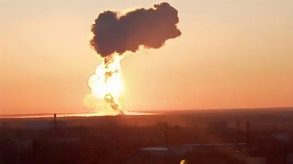 Ukraine Strikes Military Targets and Pipeline in Russia 1754214827 Ukraine Strikes Military Targets and Pipeline in Russia