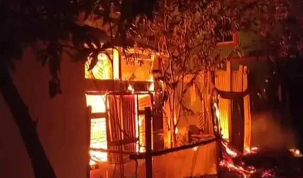 15 shops destroyed by fire in lakshmipur 15 Shops Destroyed by Fire in Lakshmipur