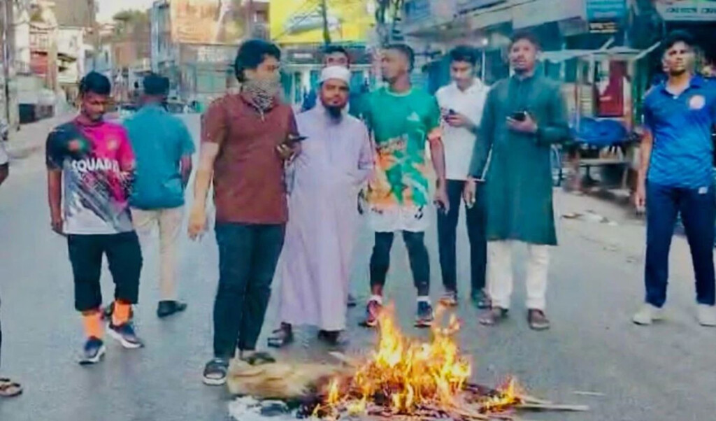 36-hour strike underway in Rangamati by anti-quota alliance 3 36 hour strike underway in rangamati by anti quota alliance 36-hour strike underway in Rangamati by anti-quota alliance