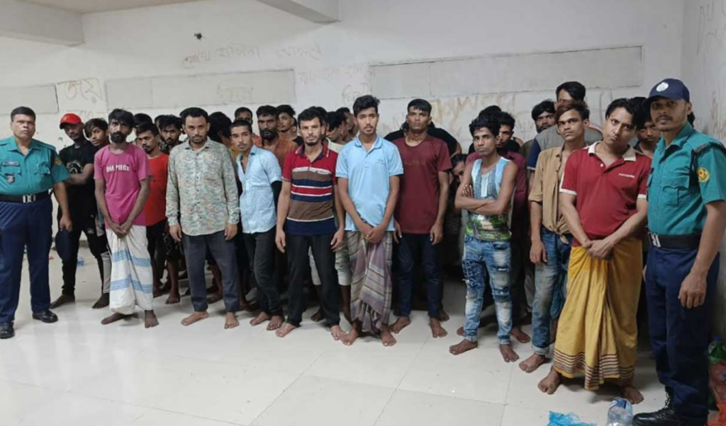 40 arrested in special operation at geneva camp mohammadpur 40 Arrested in Special Operation at Geneva Camp, Mohammadpur