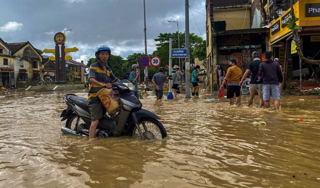 41 killed and 9 missing in vietnam floods 41 killed and 9 missing in Vietnam floods