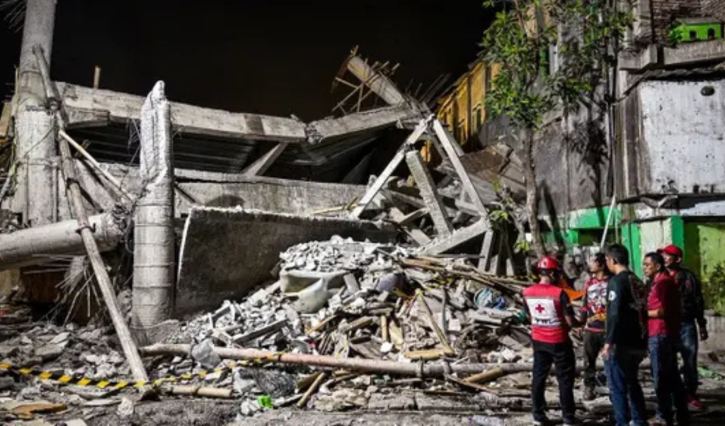 91 People Possibly Trapped Under Collapsed Indonesian School 2 91 people possibly trapped under collapsed indonesian school 91 People Possibly Trapped Under Collapsed Indonesian School