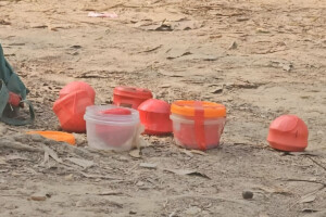 A cocktail has been found in a pond in Sripur.