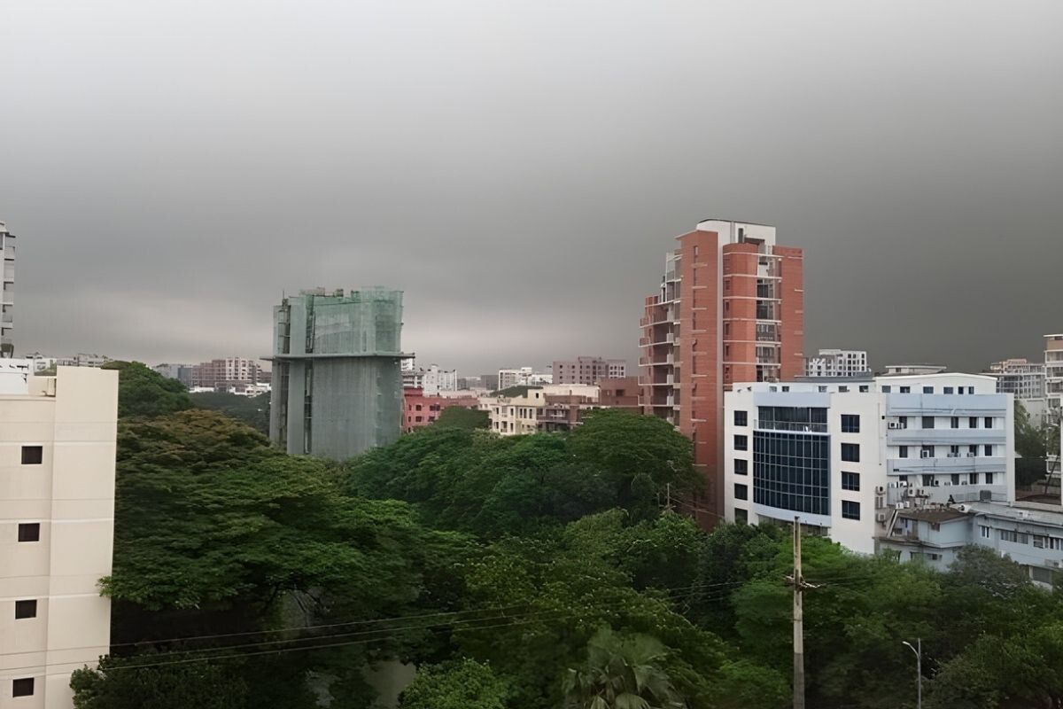 A hint of clearing fog in the capital, temperatures may rise