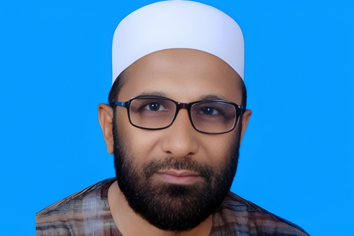 A Jamaat leader has announced he will take up a position in the Awami League