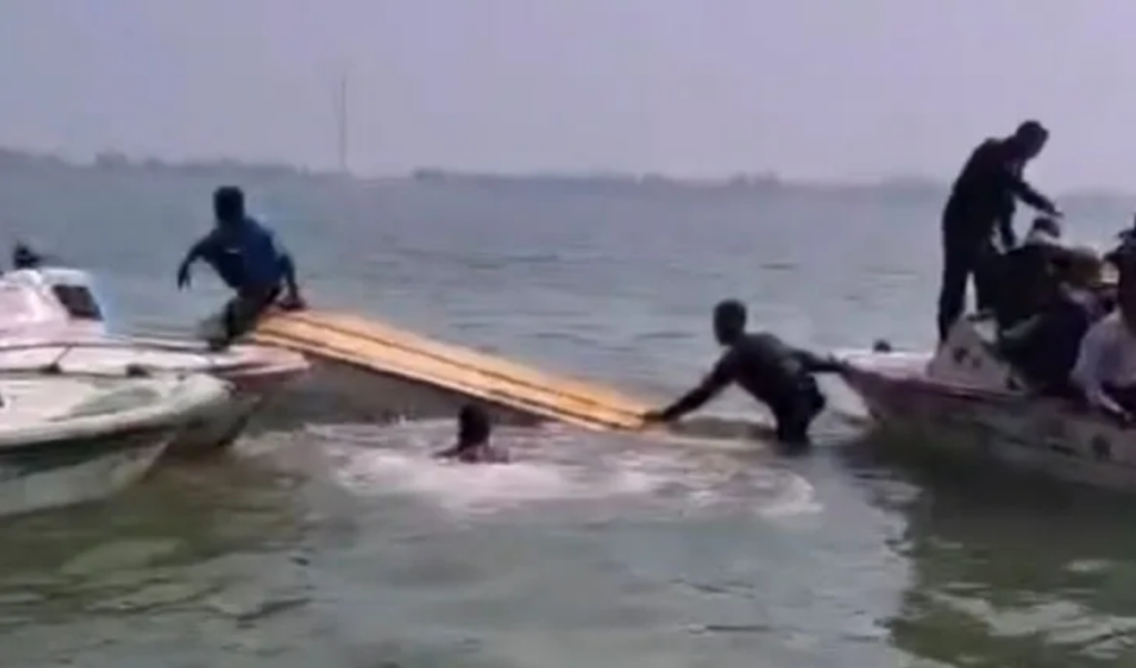 a woman dies in speedboat accident on the coxs bazarmaheshkhali waterway A woman dies in speedboat accident on the Cox’s Bazar–Maheshkhali waterway