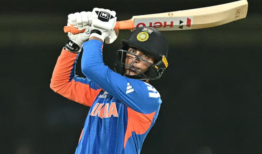 abhishek retains top spot varun drops Abhishek Retains Top Spot, Varun Drops