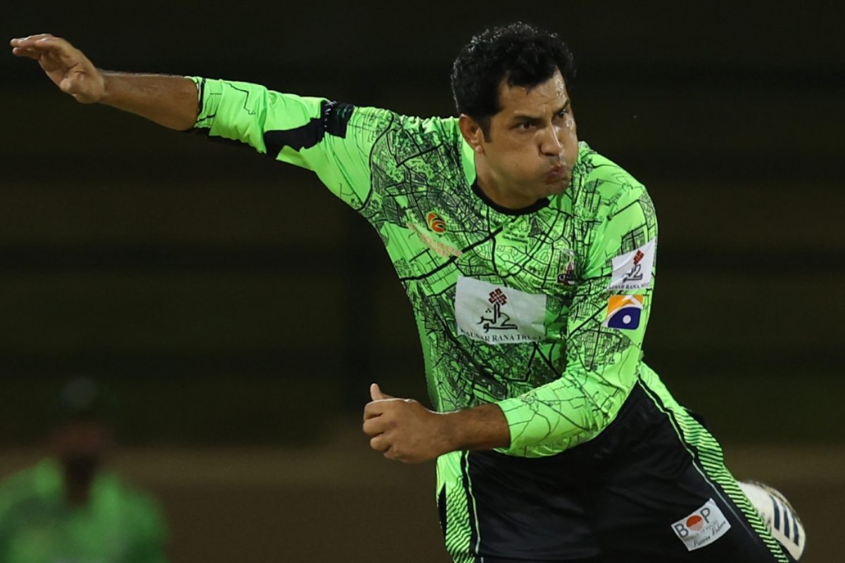 Afridi Makes National Team Debut at 38 Years and 299 Days