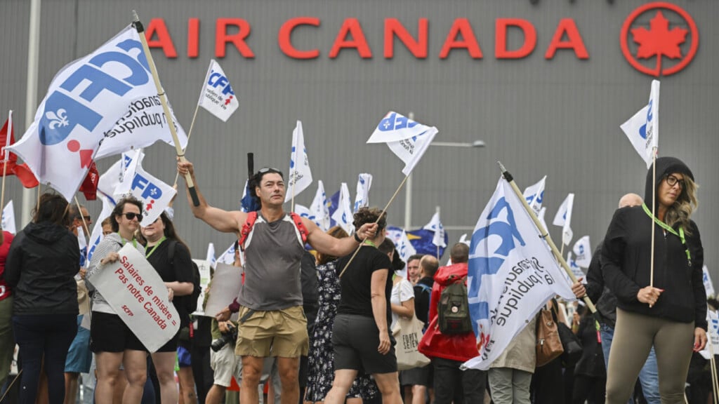 air canada flight attendants pledge to defy latest back to work order Air Canada Flight Attendants Pledge to Defy Latest Back-to-Work Order