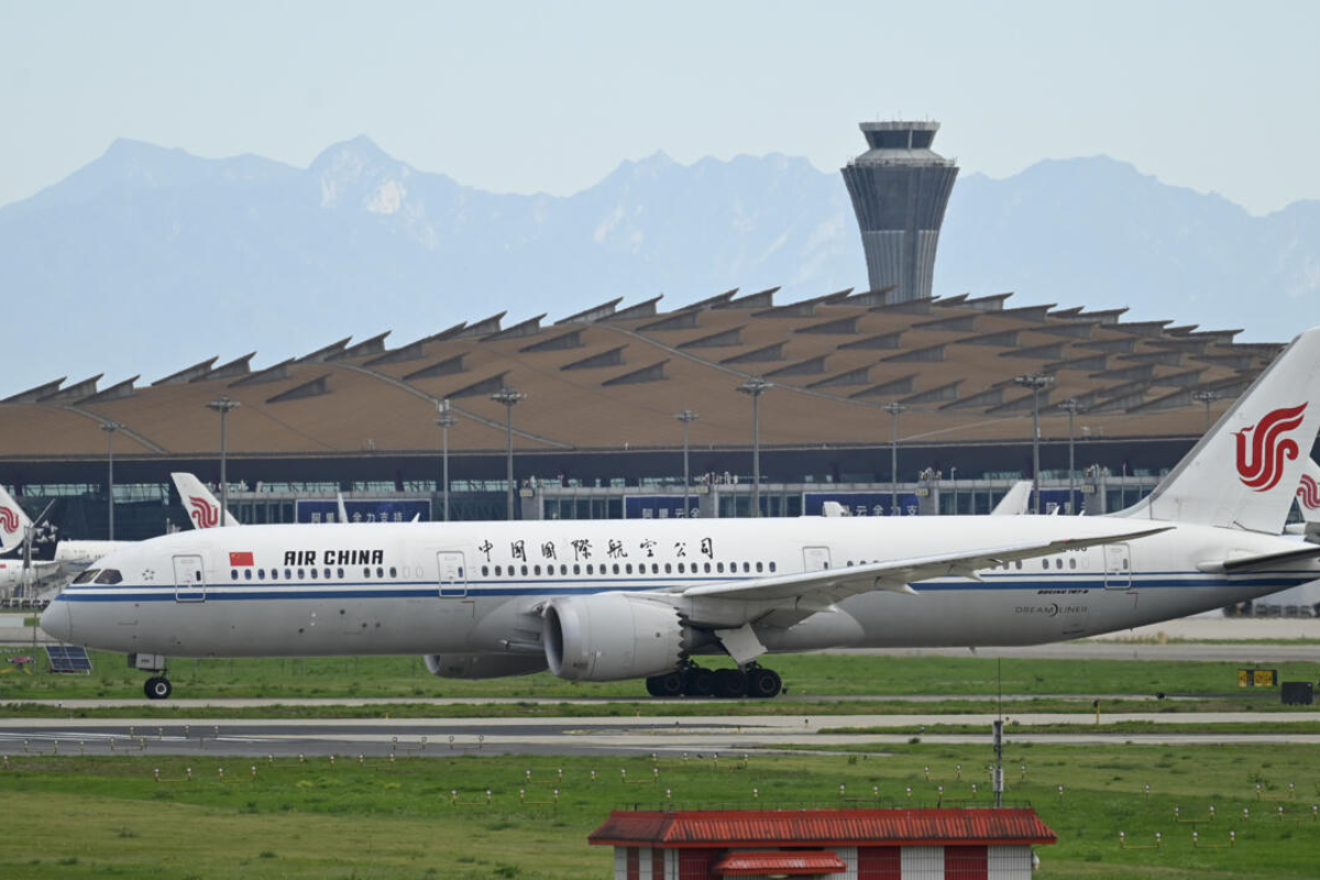 Air China Flight Diverted to Shanghai After Lithium Battery Fire in Cabin
