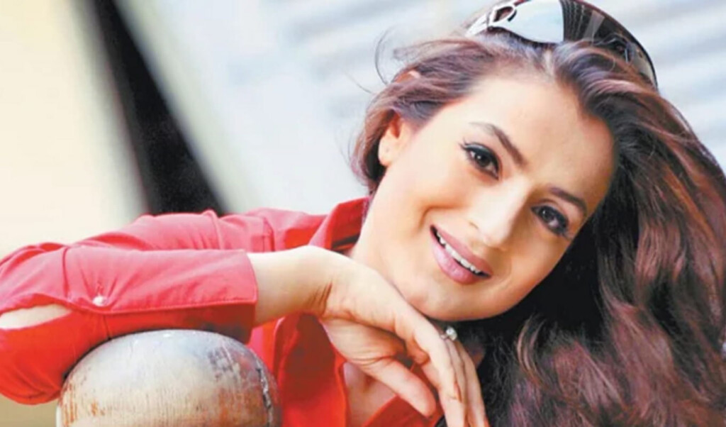 amisha patel faces non bailable arrest warrant Amisha Patel Faces Non-Bailable Arrest Warrant