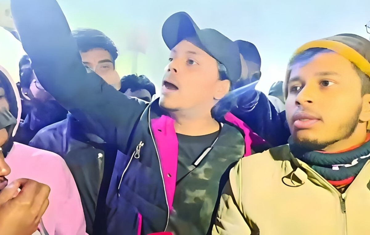 Arrested Student Leader to Seek Immediate Night Bail