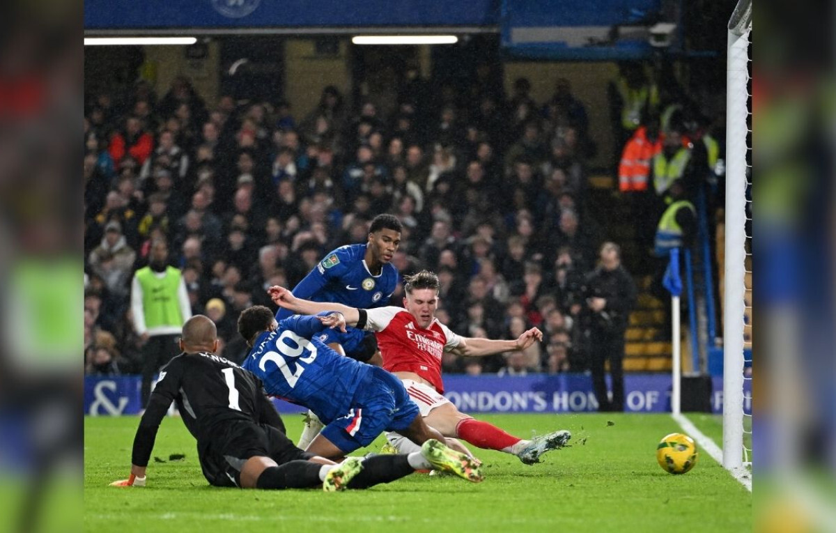 Arsenal Edge First-Leg Thriller Despite Garnacho Brace