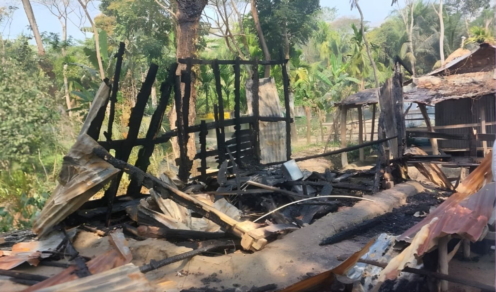 arson destroys bnp ward office in bagerhat Arson Destroys BNP Ward Office in Bagerhat