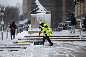 At least 30 people have lost their lives in the United States due to a severe snowstorm