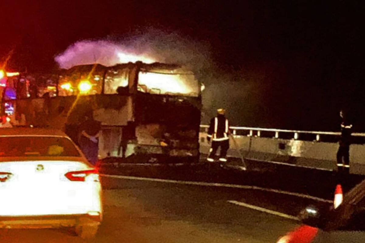 At Least 42 Killed in Horrific Bus Accident on Mecca-Madina Route