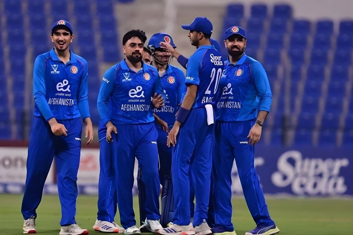 At the pinnacle of ‘700’, Rashid must take nine more steps