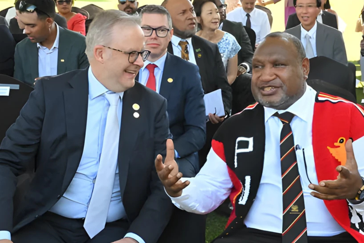 Australia and Papua New Guinea Delay Mutual Defence Treaty