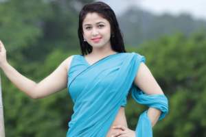 Autograph Request from an Aarong Salesman Moves Faria Shahrin