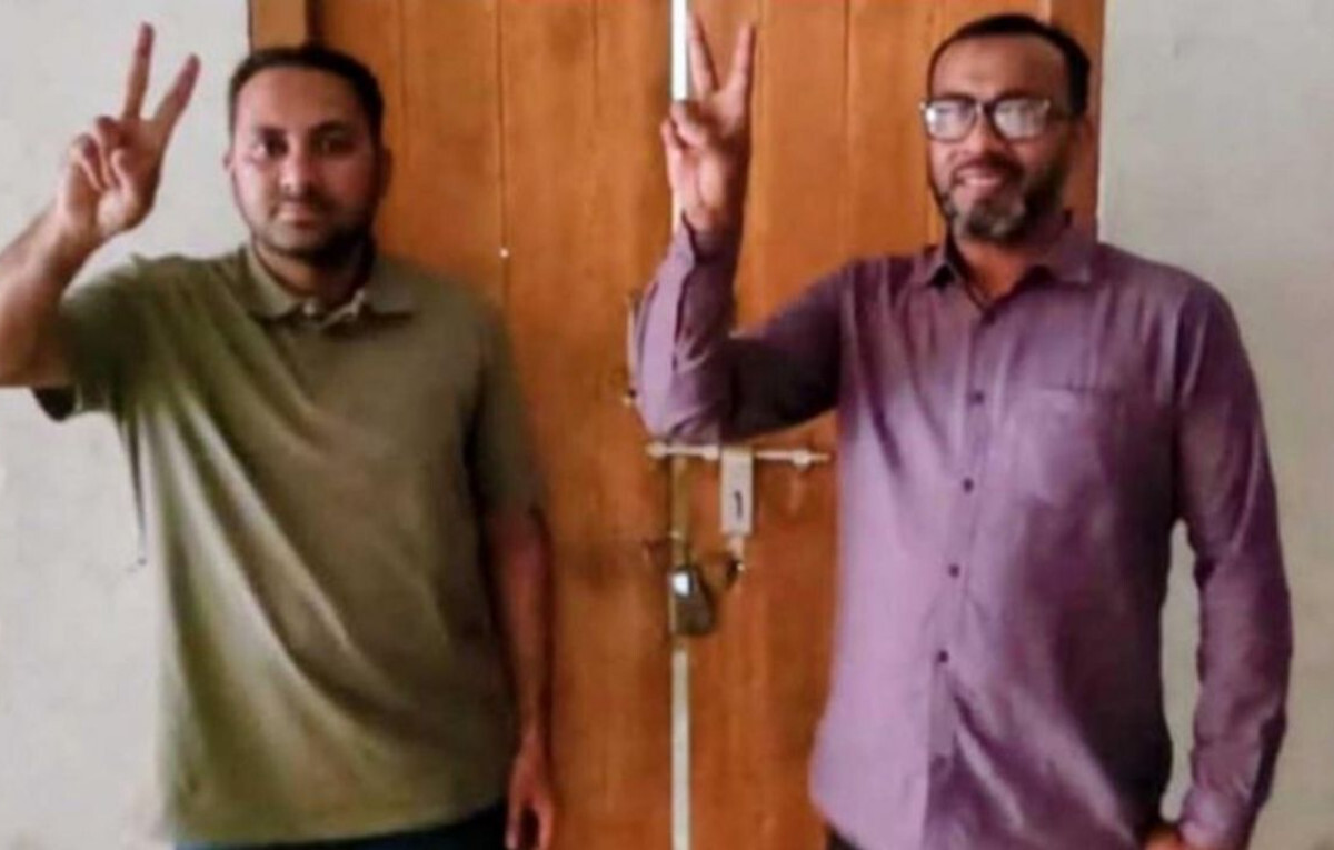 Awami League Loyalists Reclaim Port City Office
