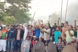 Awami League Stages Armed Show on Highway in Faridpur, Traffic Movement Halted