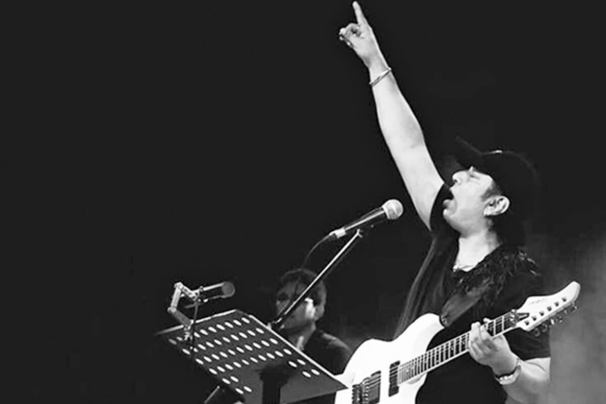 Ayub Bachchu Honoured with Ekushey Padak Posthumously