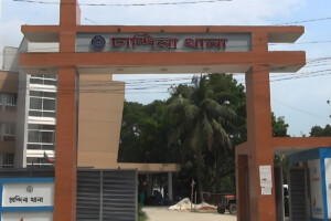 “Bags full of weapons recovered from the area adjacent to a polling station in Chandina.”