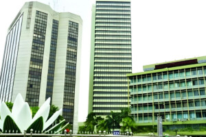 Bangladesh Bank Eyes German Firm for Banknote Security Threads