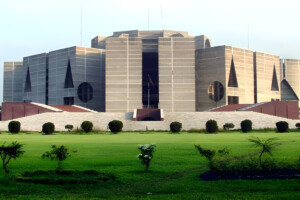 Bangladesh Bans Non-Life Insurance Agent Commissions