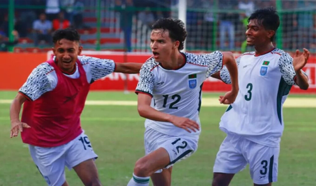 Bangladesh Dominate Pakistan in U-20 Opener 3 bangladesh dominate pakistan in u 20 opener Bangladesh Dominate Pakistan in U-20 Opener