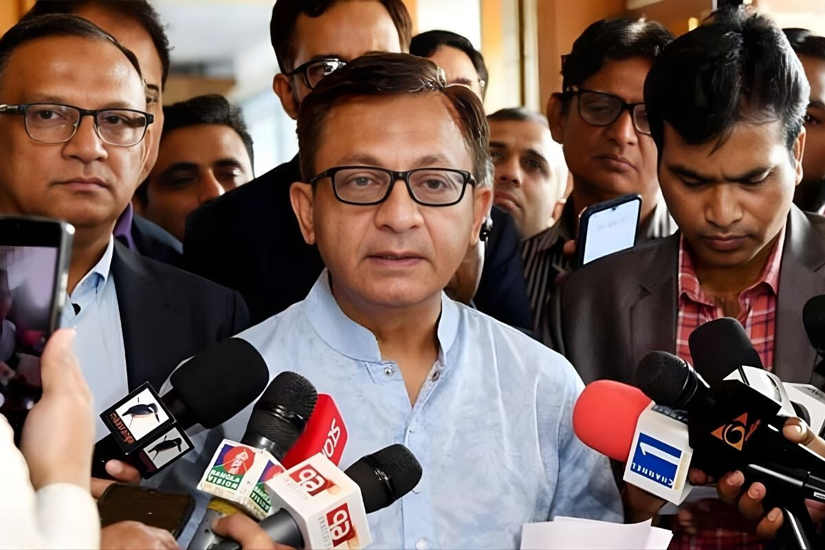 Bangladesh Faces No Market Panic: Commerce Minister