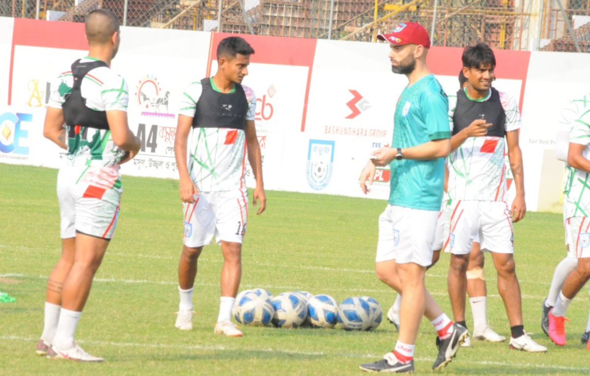 Bangladesh Football Federation Announces Squad After Six Days of Training Chaos