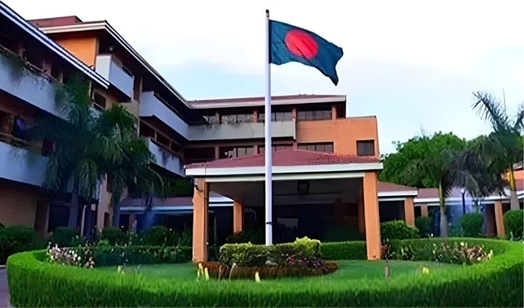 bangladesh suspends visa services for indian applicants Bangladesh Suspends Visa Services for Indian Applicants