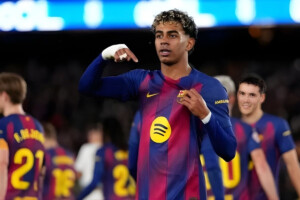 Barcelona surpasses Real to top La Liga