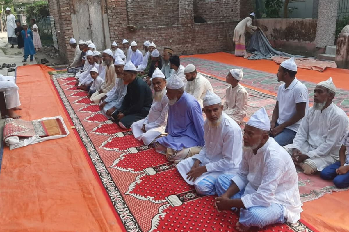 Barguna Villages Observe Eid a Day Early