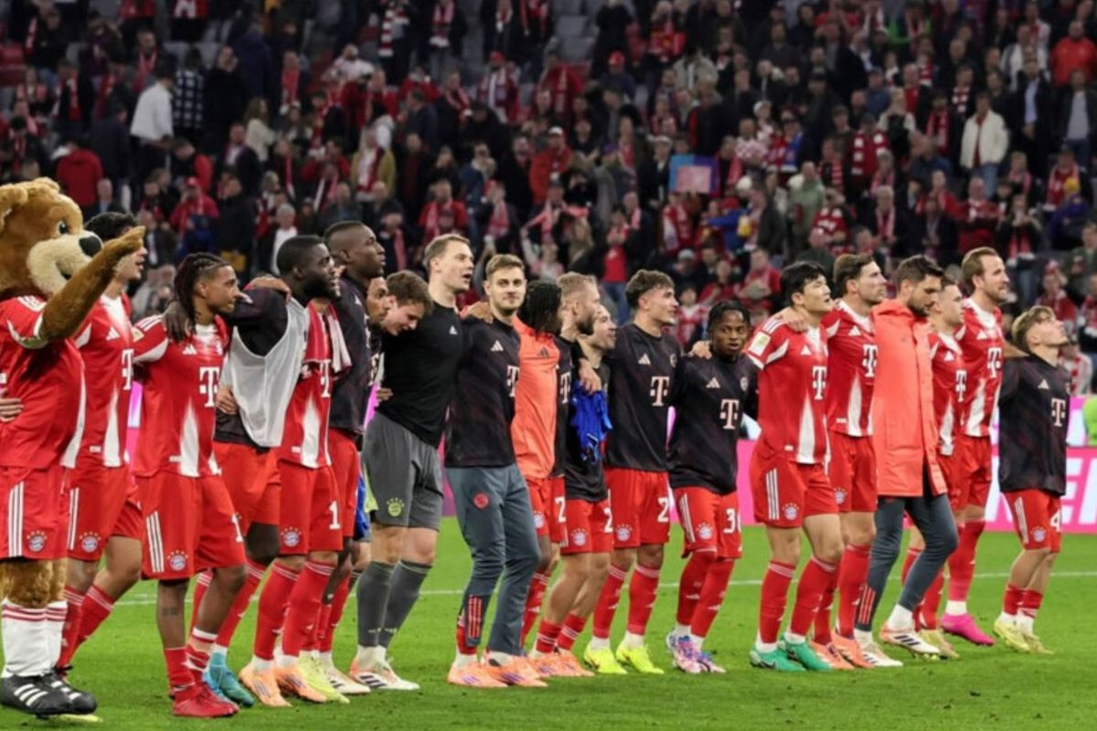 Barnstorming Bayern Face Acid Test at PSG