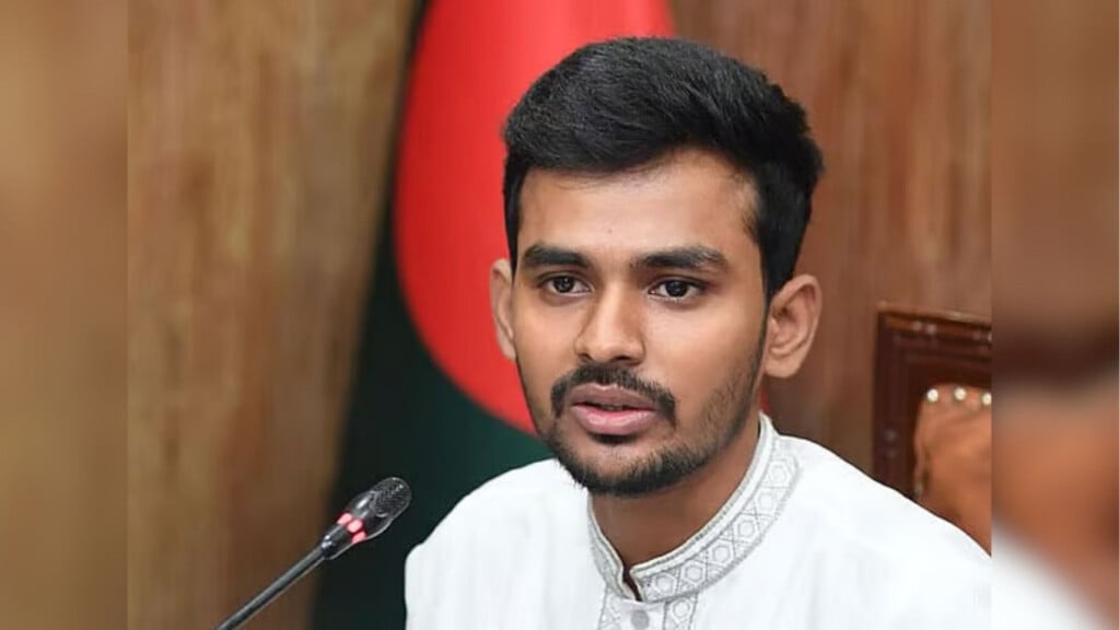 BFIU Probes Former Interim Advisor Asif Mahmud’s Accounts 3 bfiu probes former interim advisor asif mahmuds accounts BFIU Probes Former Interim Advisor Asif Mahmud’s Accounts