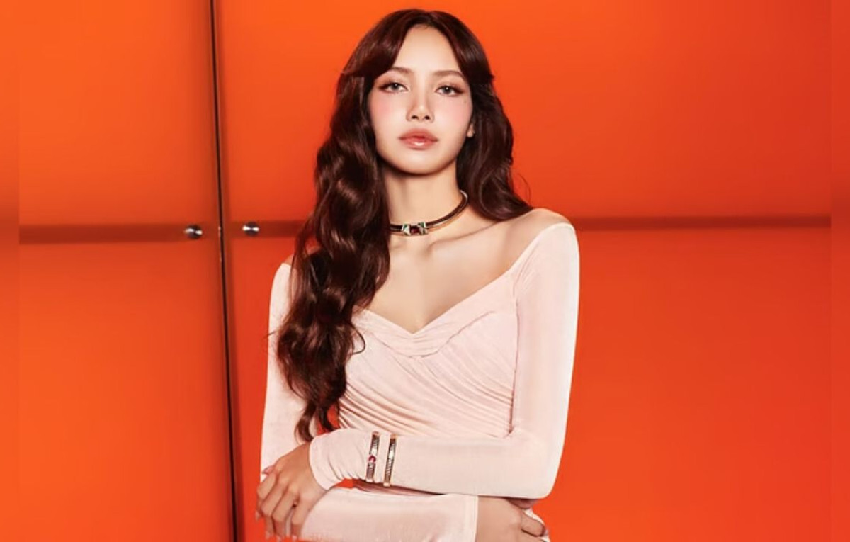 BLACKPINK’s Lisa Set for Netflix Rom-Com Stardom