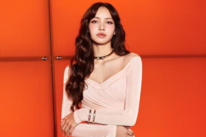 BLACKPINK’s Lisa Set for Netflix Rom-Com Stardom