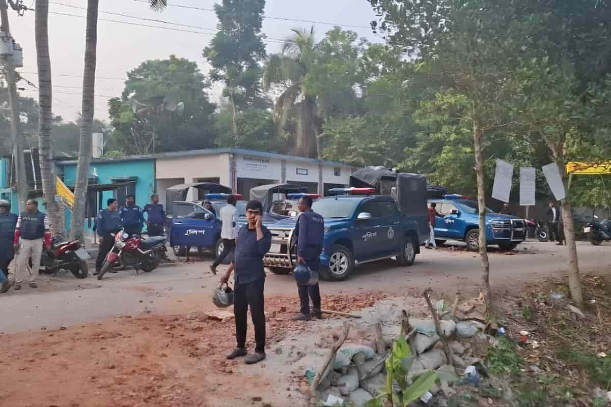 Blast During Workers’ Party Clash in Madaripur