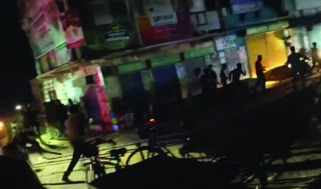 bnp faction clash injures police in gurudaspur BNP Faction Clash Injures Police in Gurudaspur