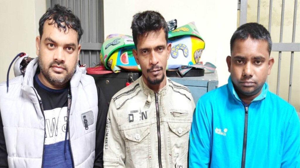 bogra imposter gang busted with extorted cash found Bogra Imposter Gang Busted with Extorted Cash Found