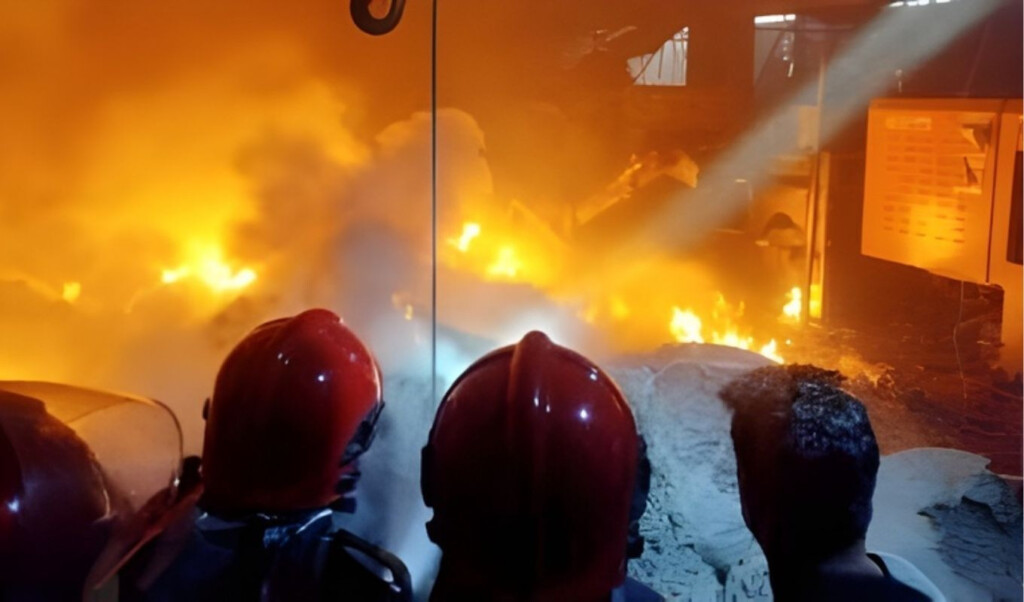 boiler explosion at chittagong factory injures eleven Boiler Explosion at Chittagong Factory Injures Eleven