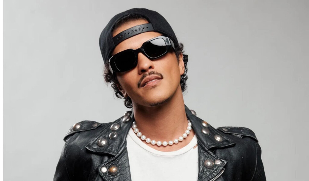 bruno mars has announced a new album is ready "Bruno Mars has announced: a new album is ready."