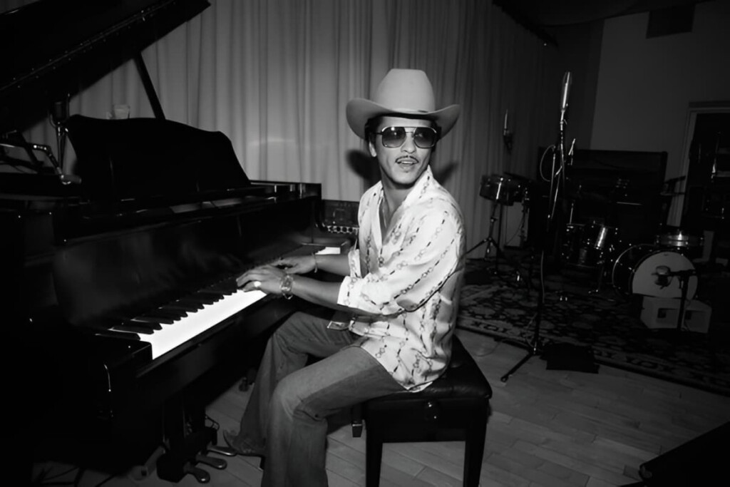 bruno mars joins avex music partnership Bruno Mars Joins Avex Music Partnership