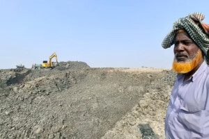 Buried Liberian Ship Resurfaces After 33 Years