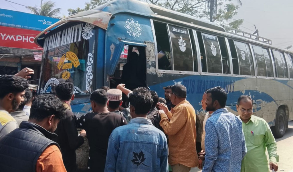 bus crashes kill three sparking protests Bus Crashes Kill Three, Sparking Protests