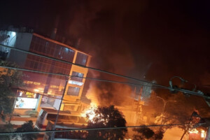 Bus Set on fire Opposite BTV Building in Rampura